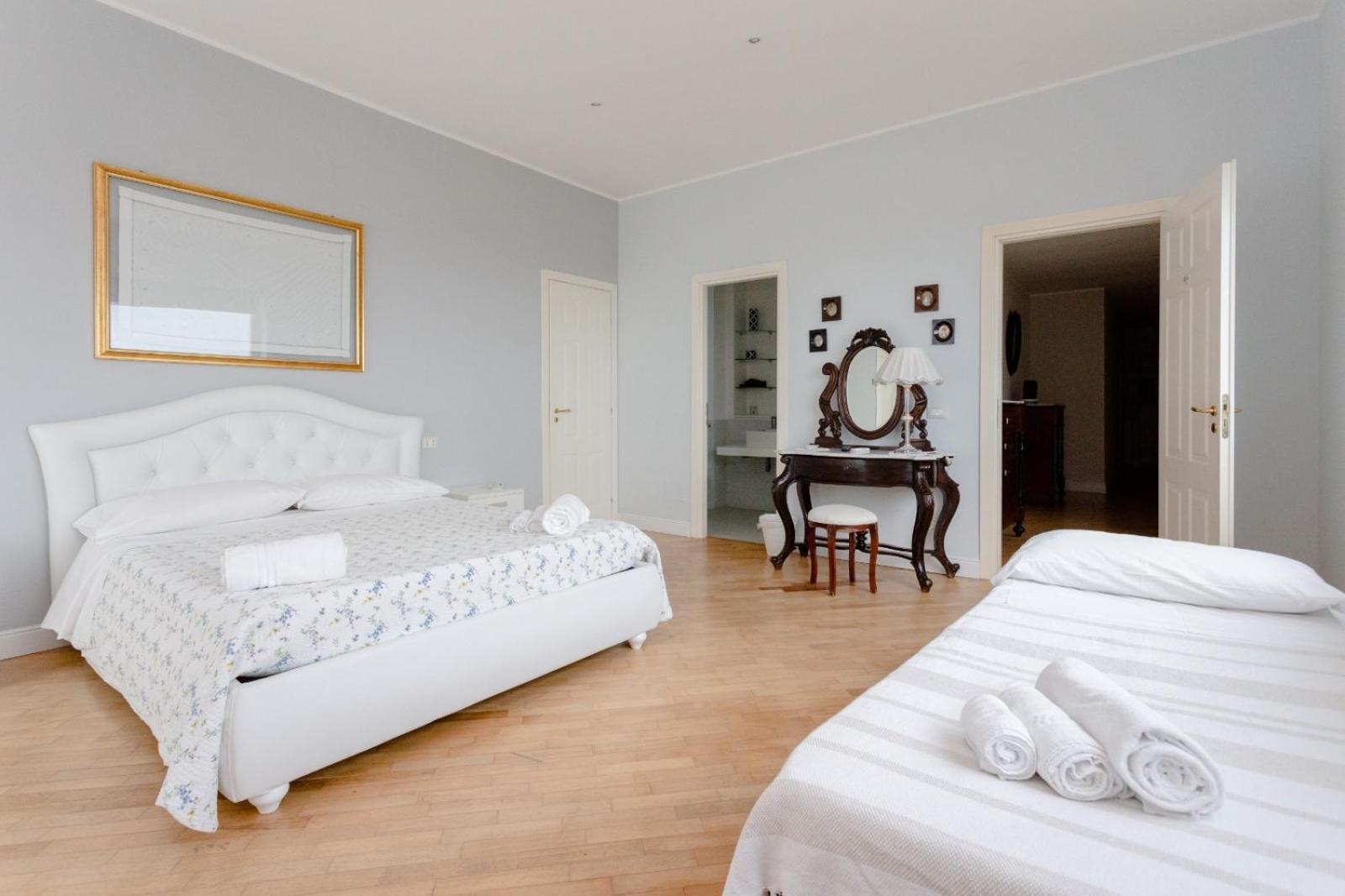 B&B Villa Etelka Ачи Костелло Экстерьер фото