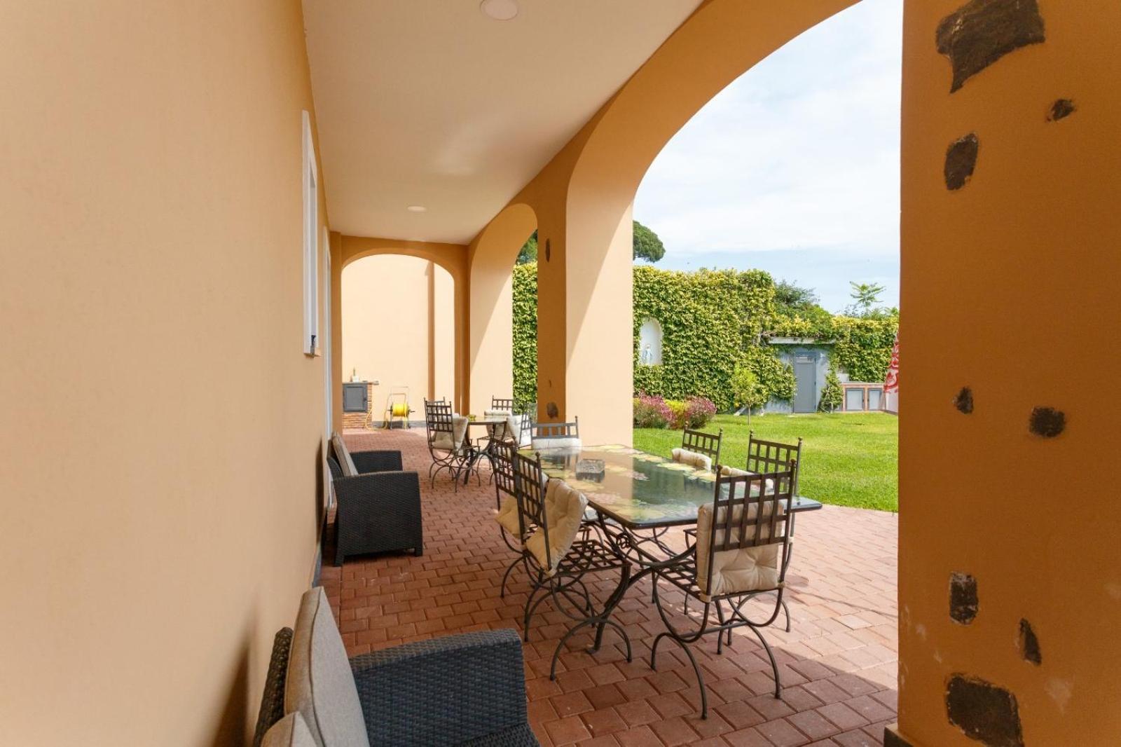 B&B Villa Etelka Ачи Костелло Экстерьер фото