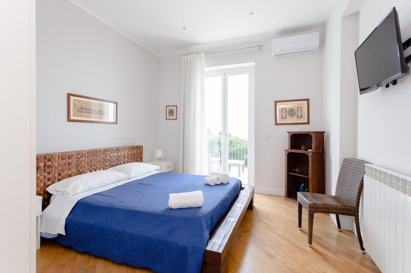 B&B Villa Etelka Ачи Костелло Экстерьер фото