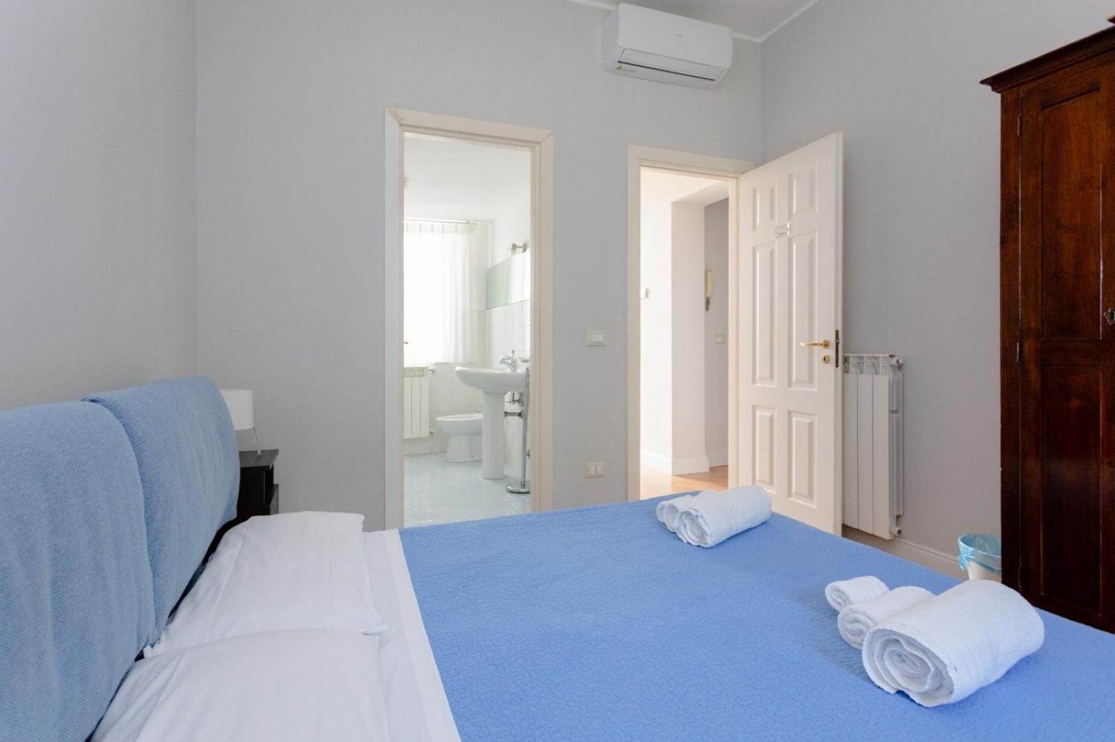 B&B Villa Etelka Ачи Костелло Экстерьер фото