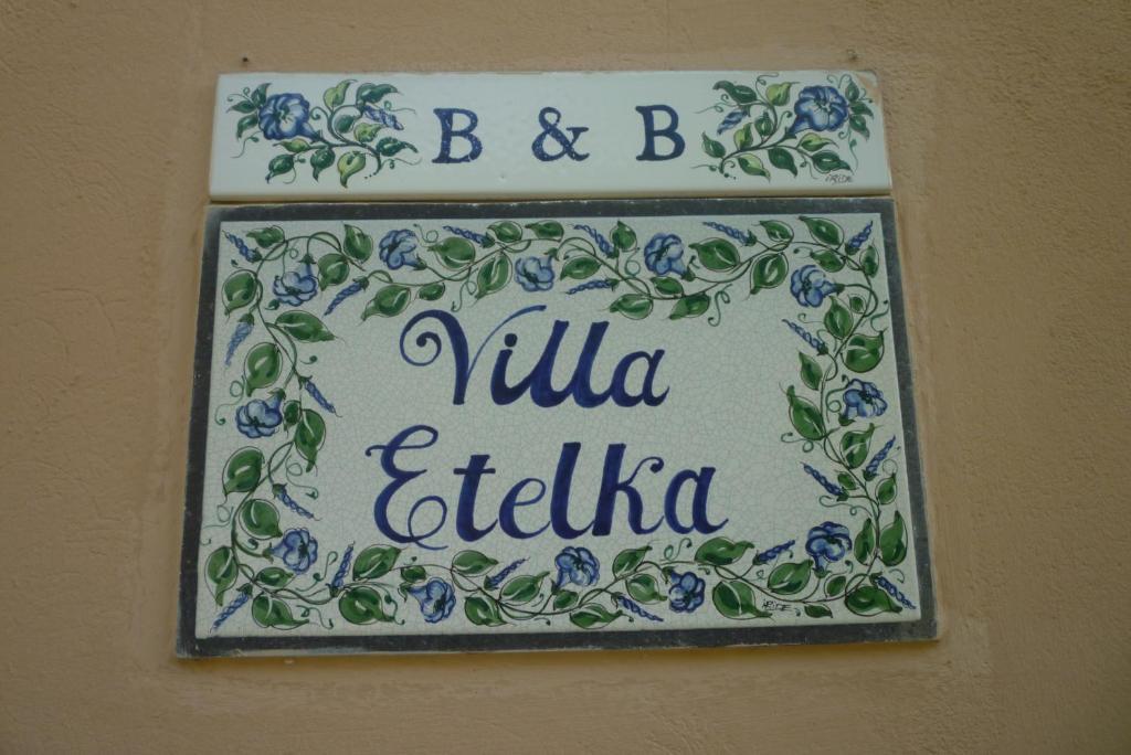 B&B Villa Etelka Ачи Костелло Экстерьер фото