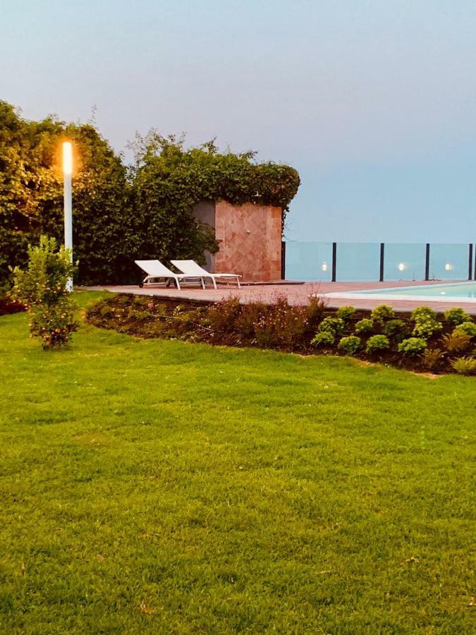 B&B Villa Etelka Ачи Костелло Экстерьер фото